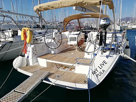 Dufour 450 Owner version