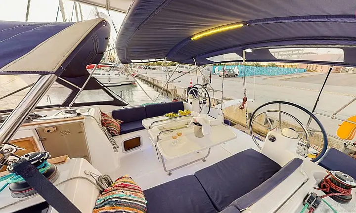 Jeanneau 469 - 