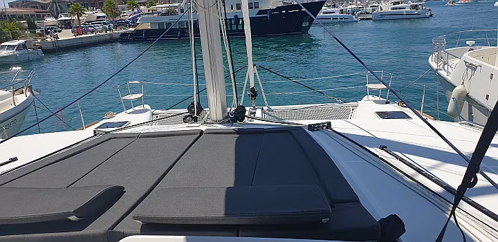 Lagoon 450 Fly - 